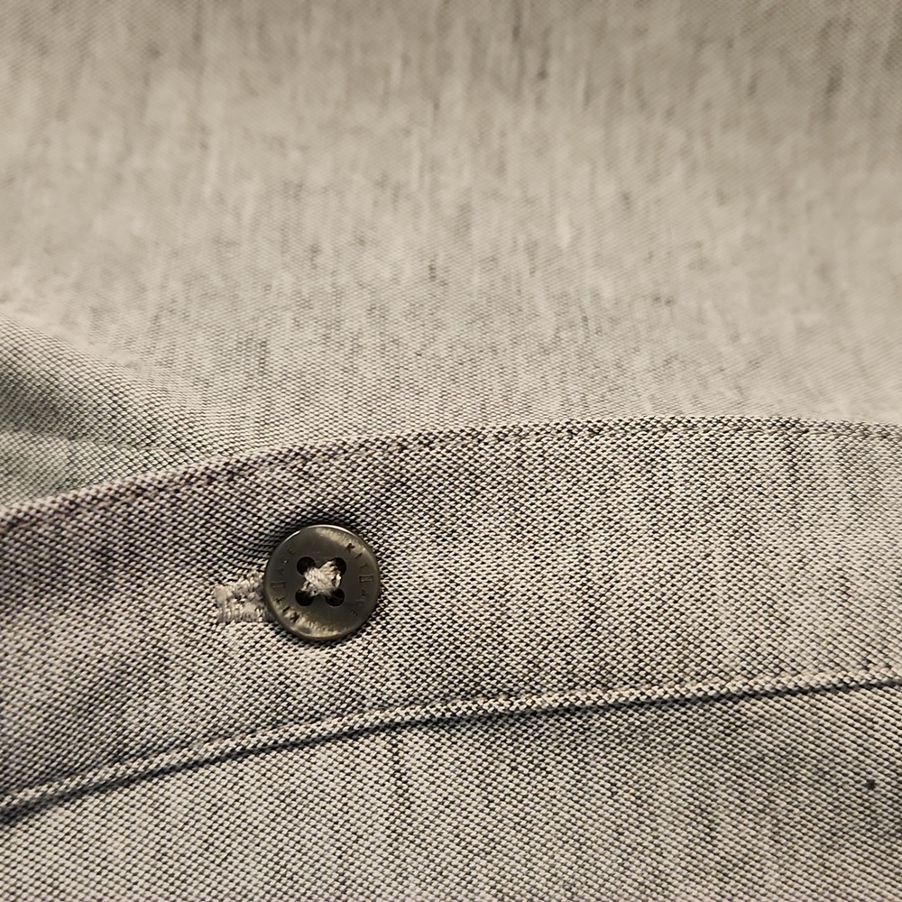 Kit and Ace Gray Button Down Shirt - XS - Picture 9 of 12